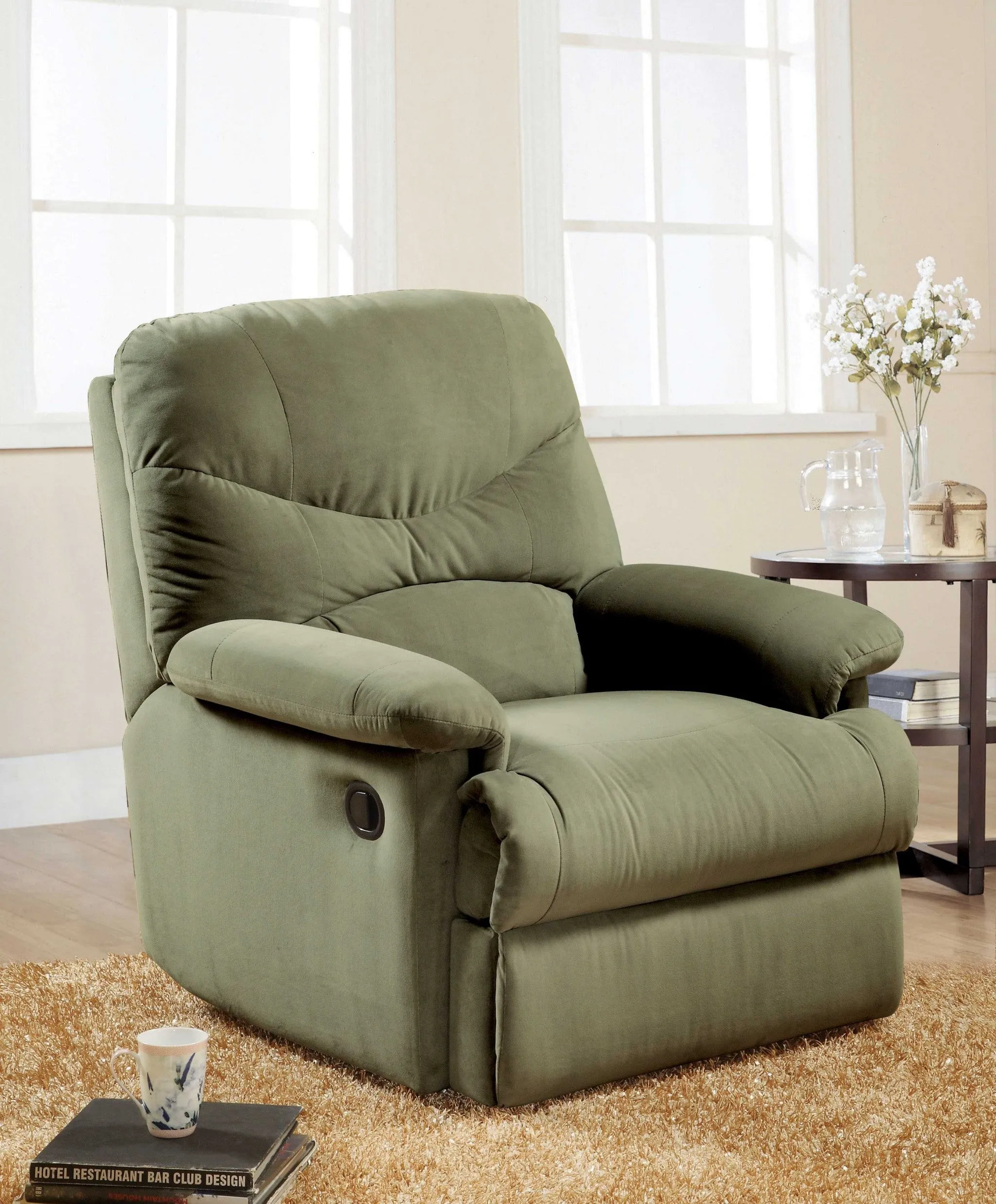 35 X 35 X 40 Beige Microfiber Recliner (Motion)