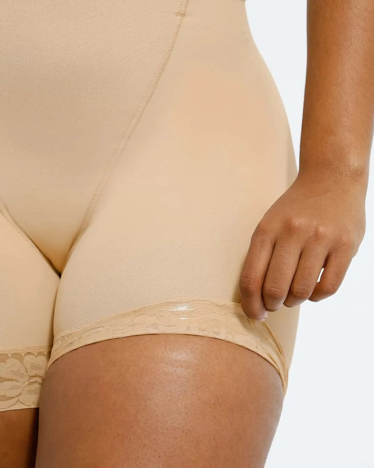 AirSlim® Mid-Rise Lace Butt-Lifting Shorts