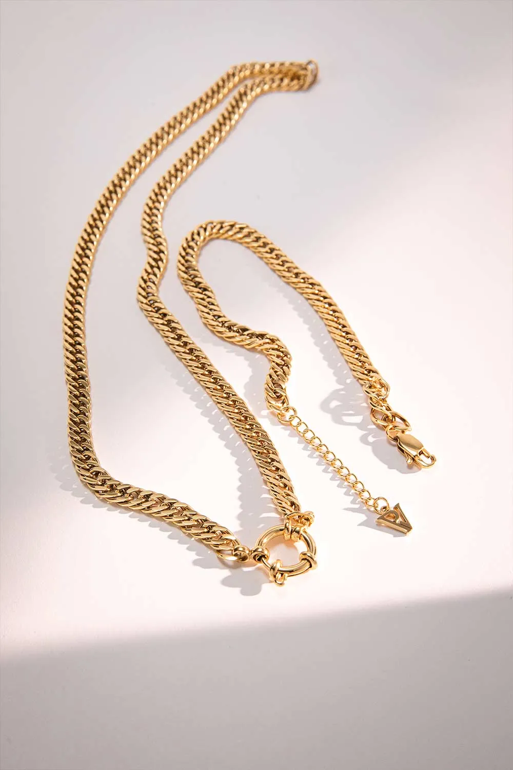 Allure Classic Necklace Gold