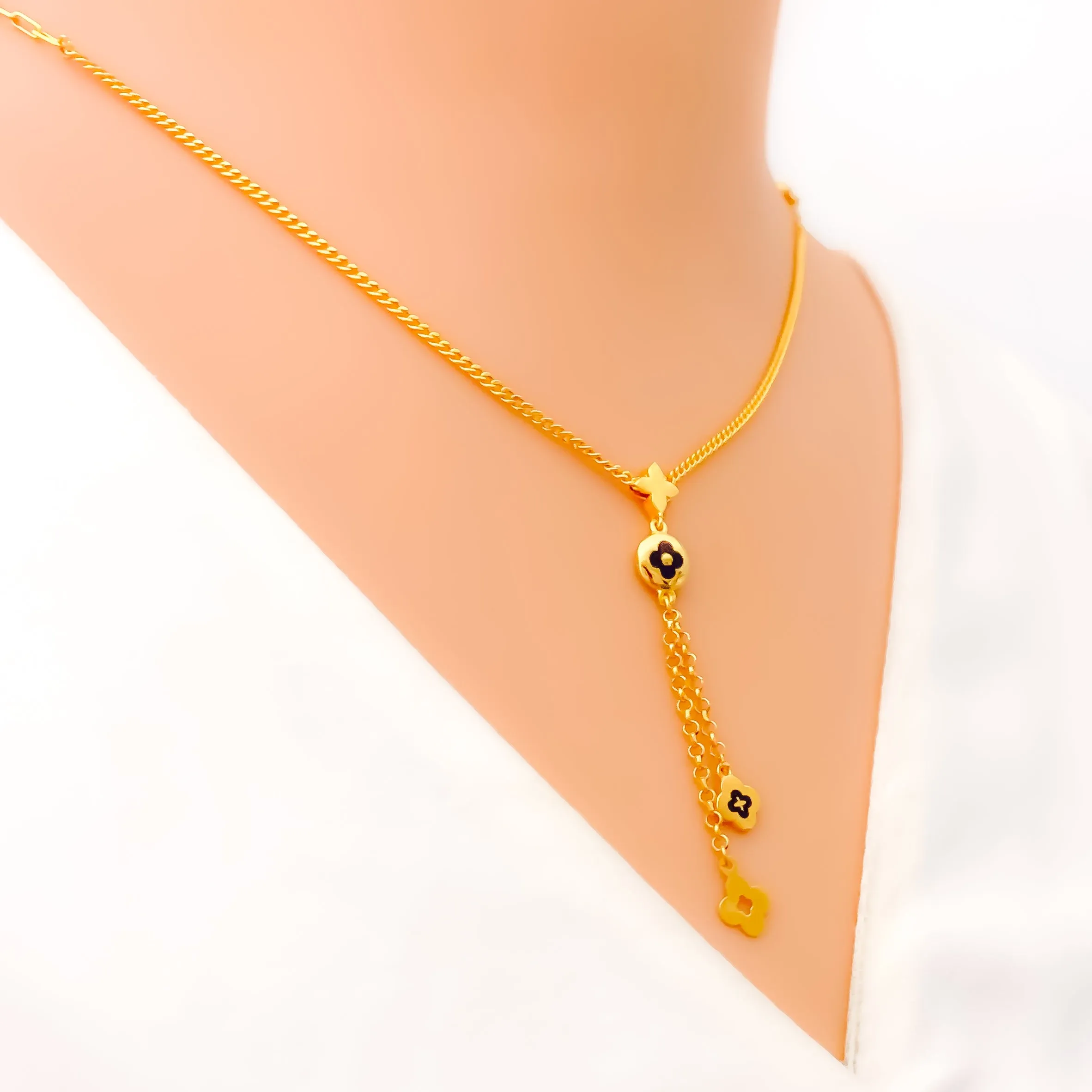 Attractive Floral Hanging 21k Gold Necklace