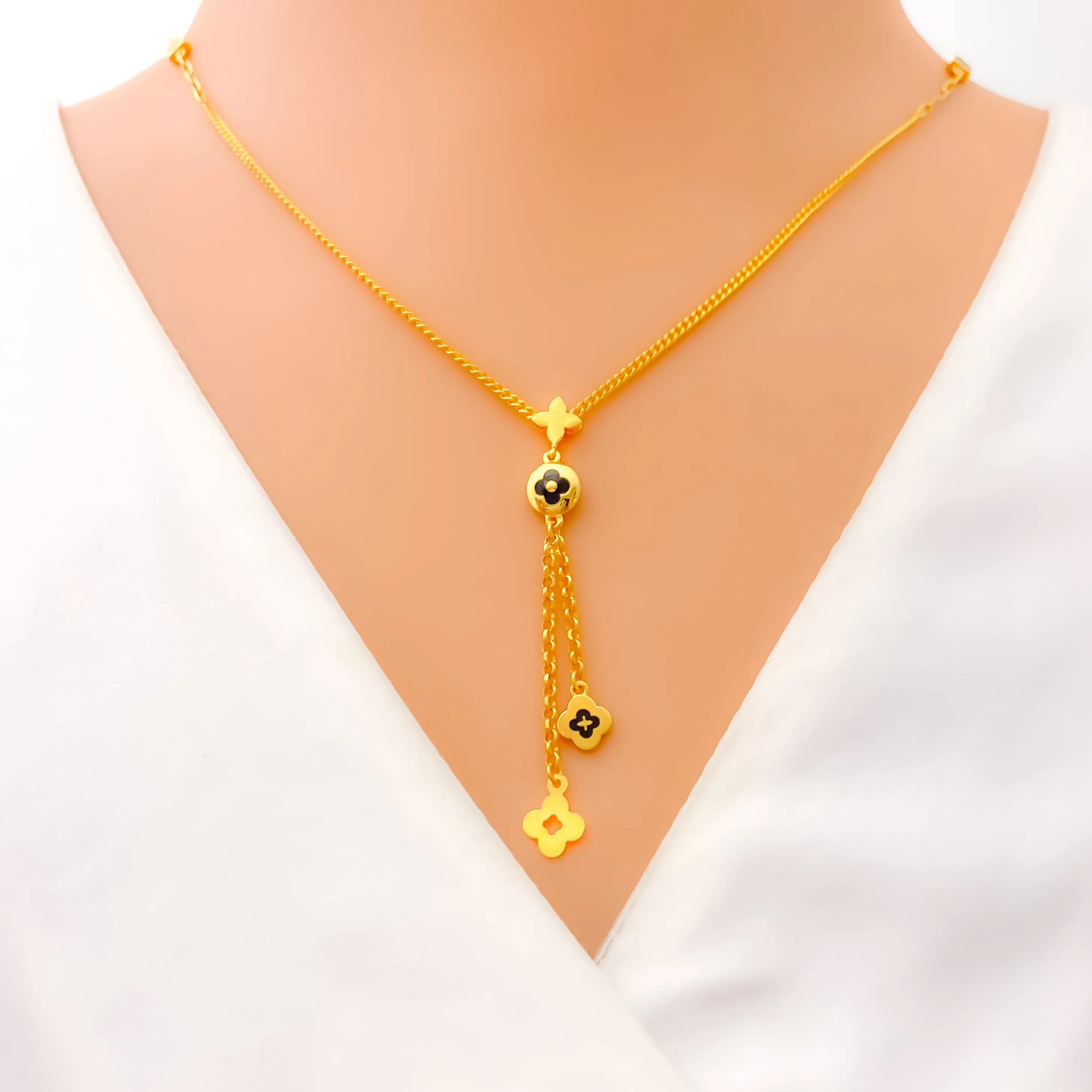 Attractive Floral Hanging 21k Gold Necklace