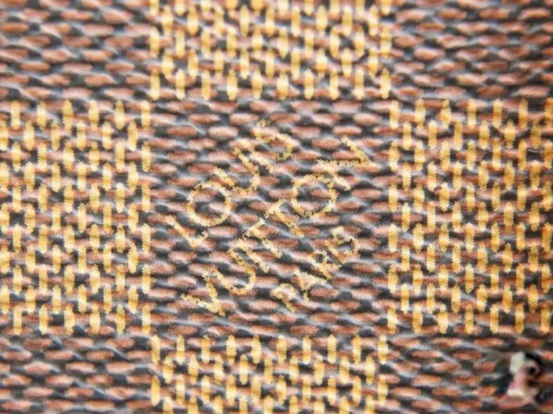 Authentic Pre-owned Louis Vuitton Limited Damier Lv Japan 20th Anniversary Cd Case M99074 171389