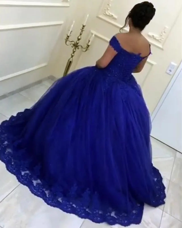 Beaded Lace V-neck Off Shoulder Tulle Ball Gowns Quinceanera Dresses