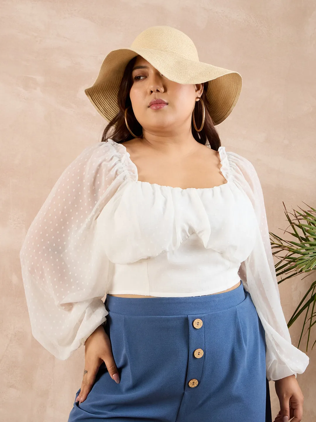 Berrylush Curve White Solid Sweetheart Neck Puff Sleeves Crop Top