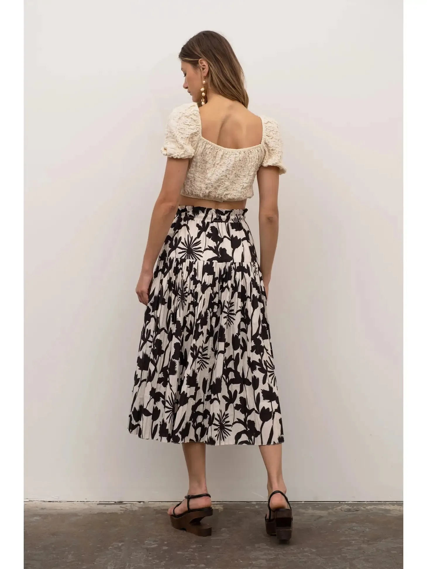 Black and Ivory Tassel Pleats Skirt