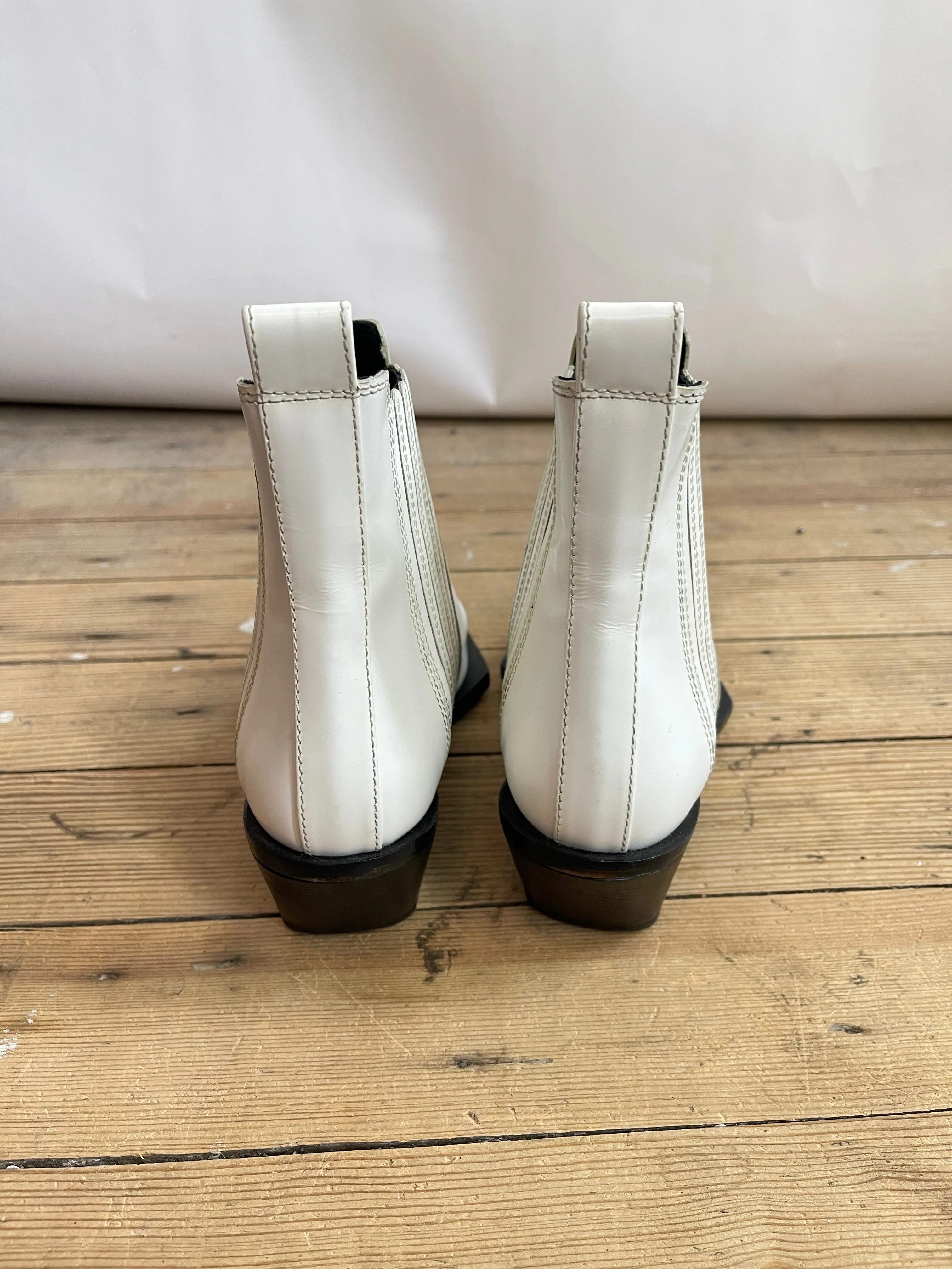 Helmut Lang White Boots (37)