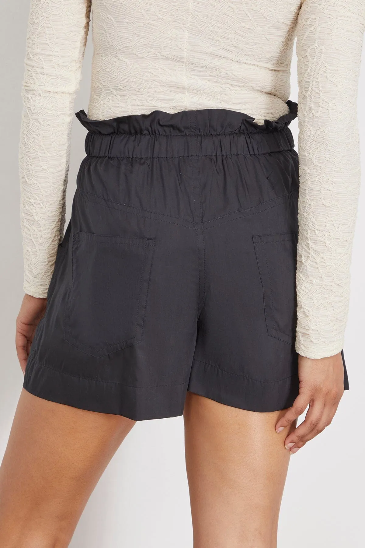 Hidea Short in Faded Black