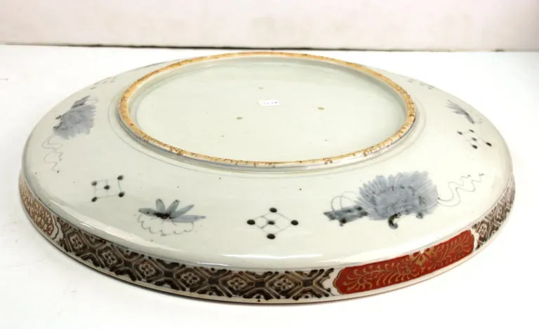 Japanese Meiji Porcelain Charger with Fish Theme