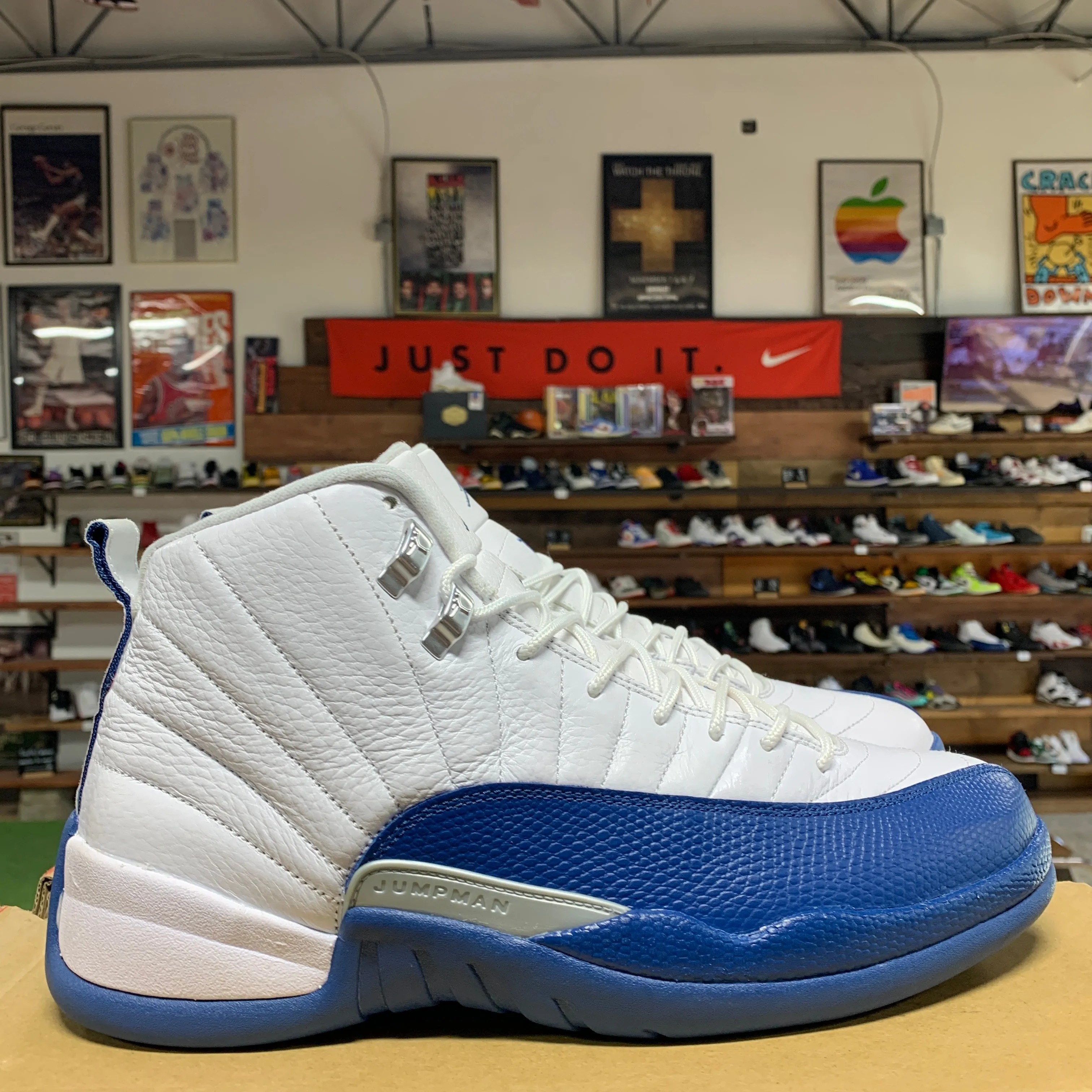 Jordan 12 'French Blue' Size 11.5