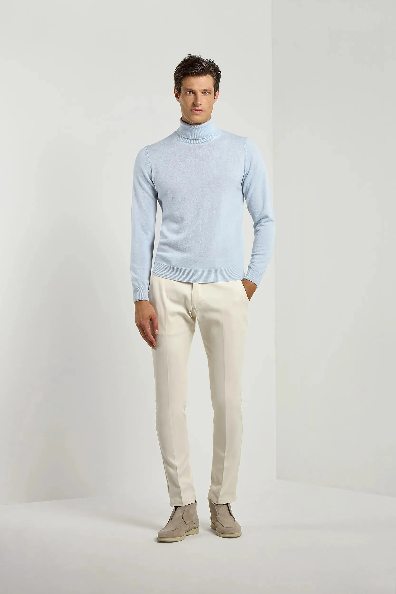 Light blue cashmere turtleneck – Made in italy