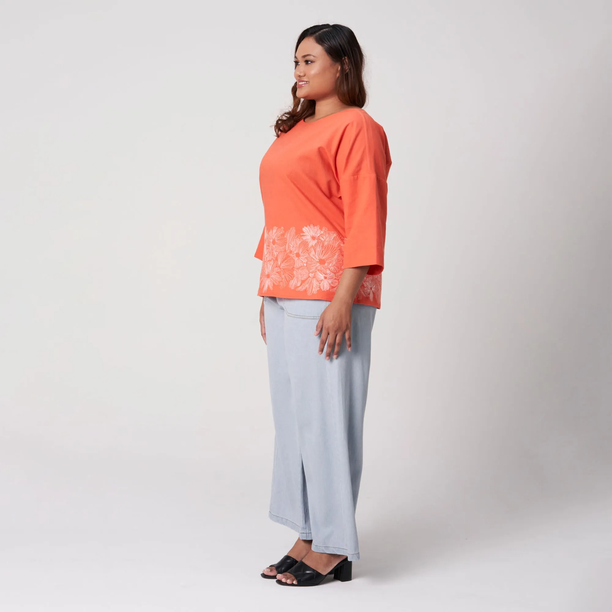 Linen Embroidered Boxy Top