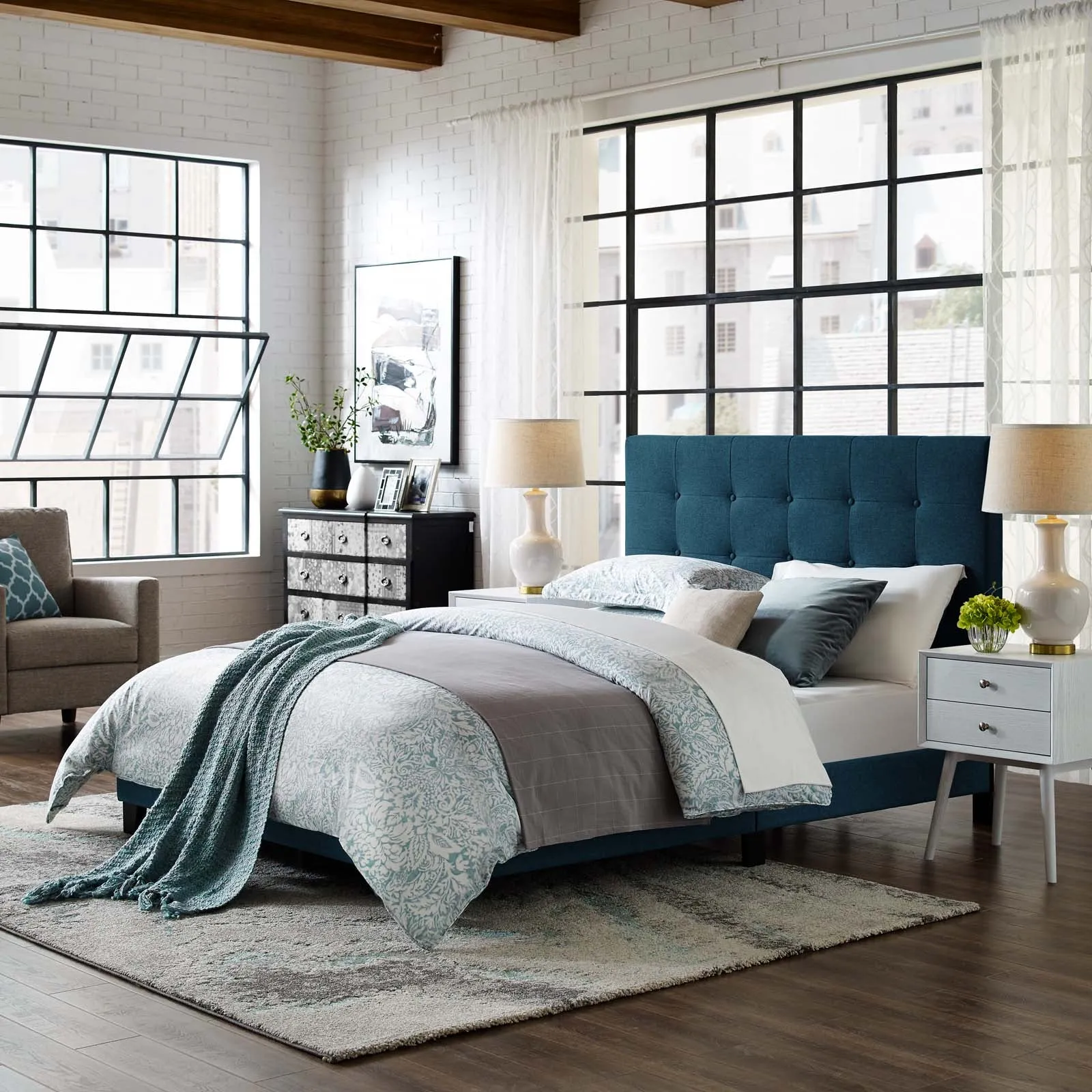 Melanie Tufted Button Upholstered Fabric Platform Bed