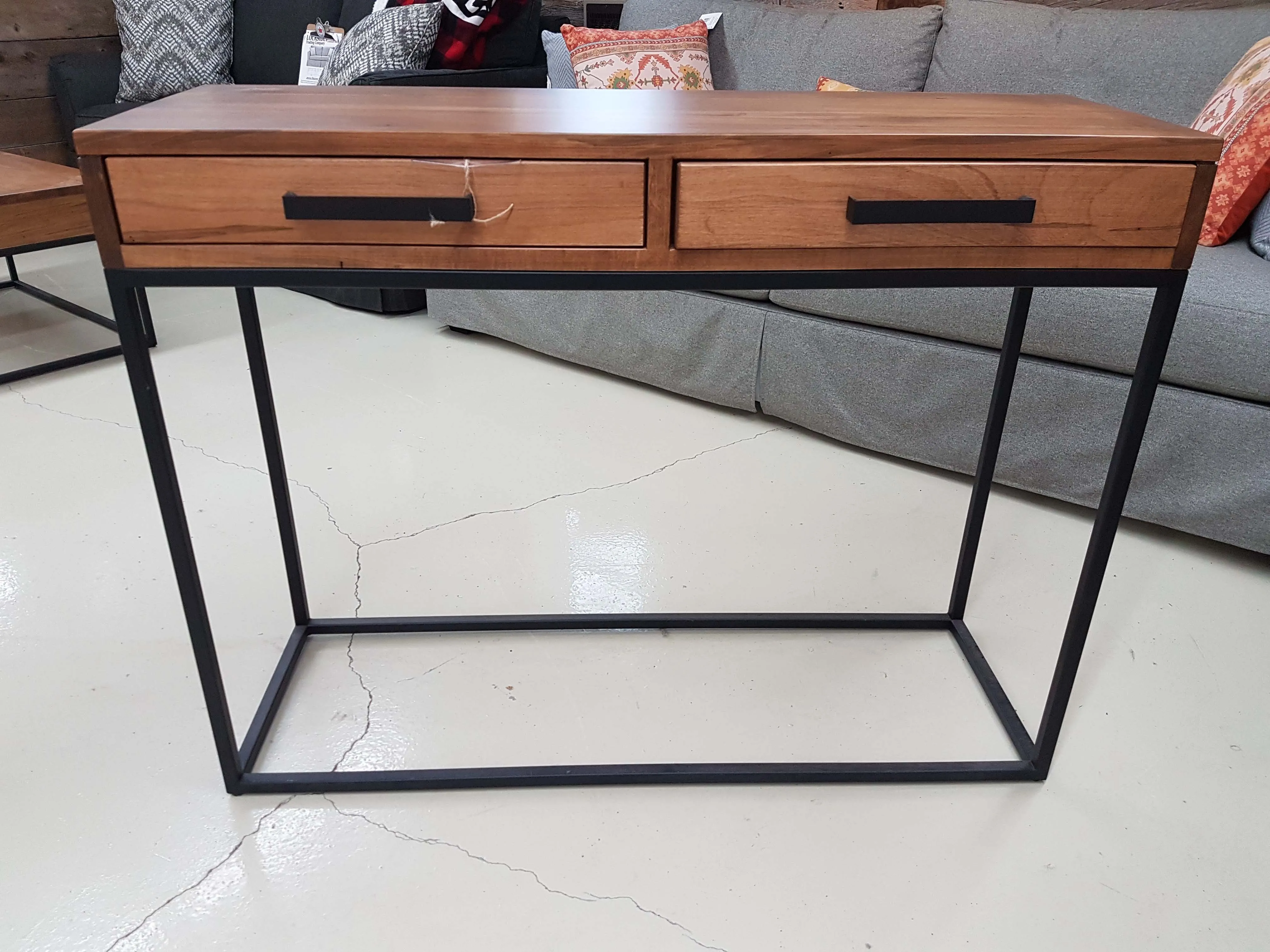 MUSKOKA SOFA TABLE