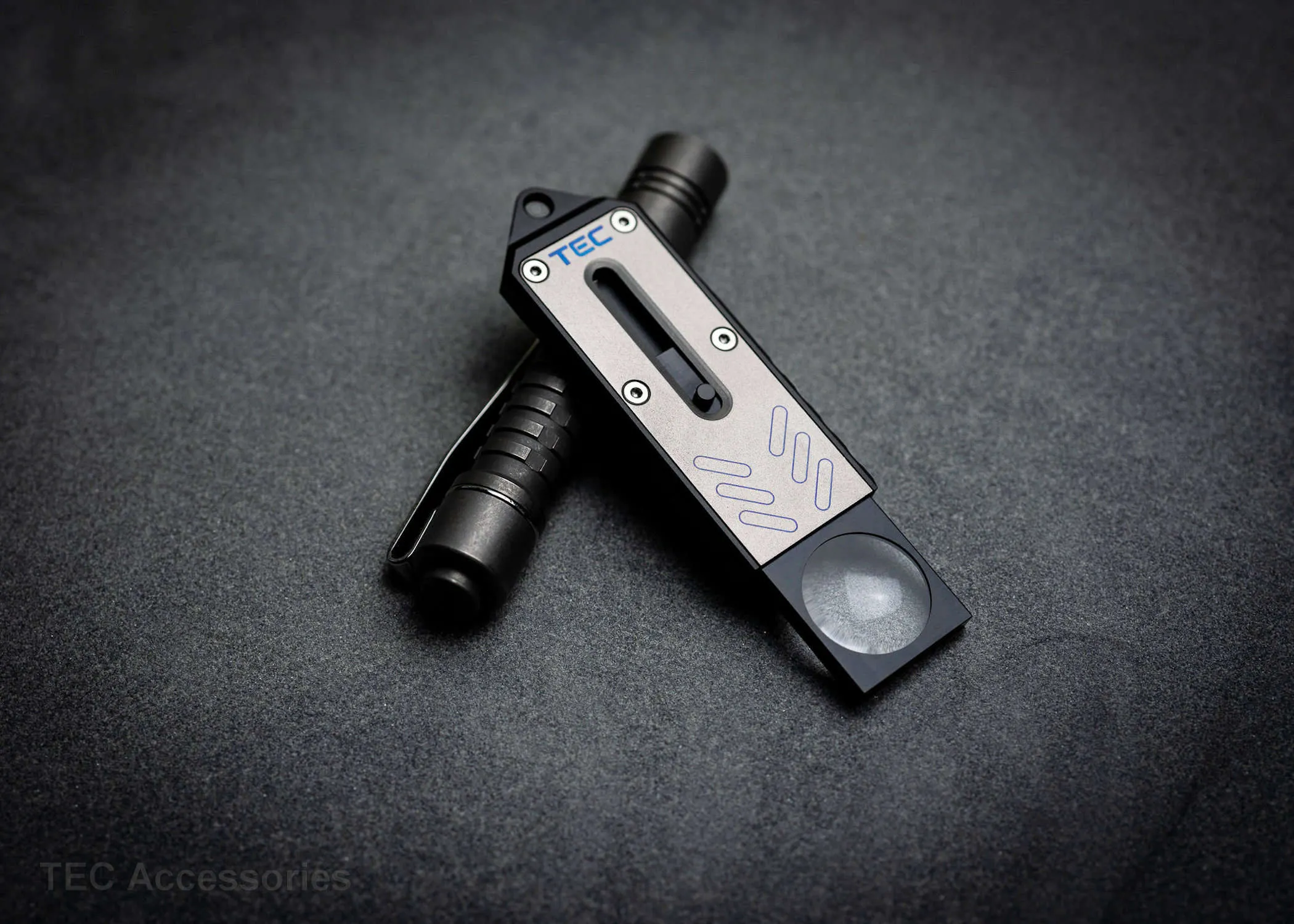 Neo-Spec Pocket Magnifier - Aluminum Edition