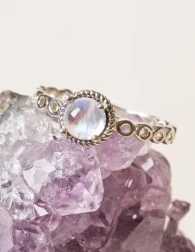 Vintage Moonstone Ring