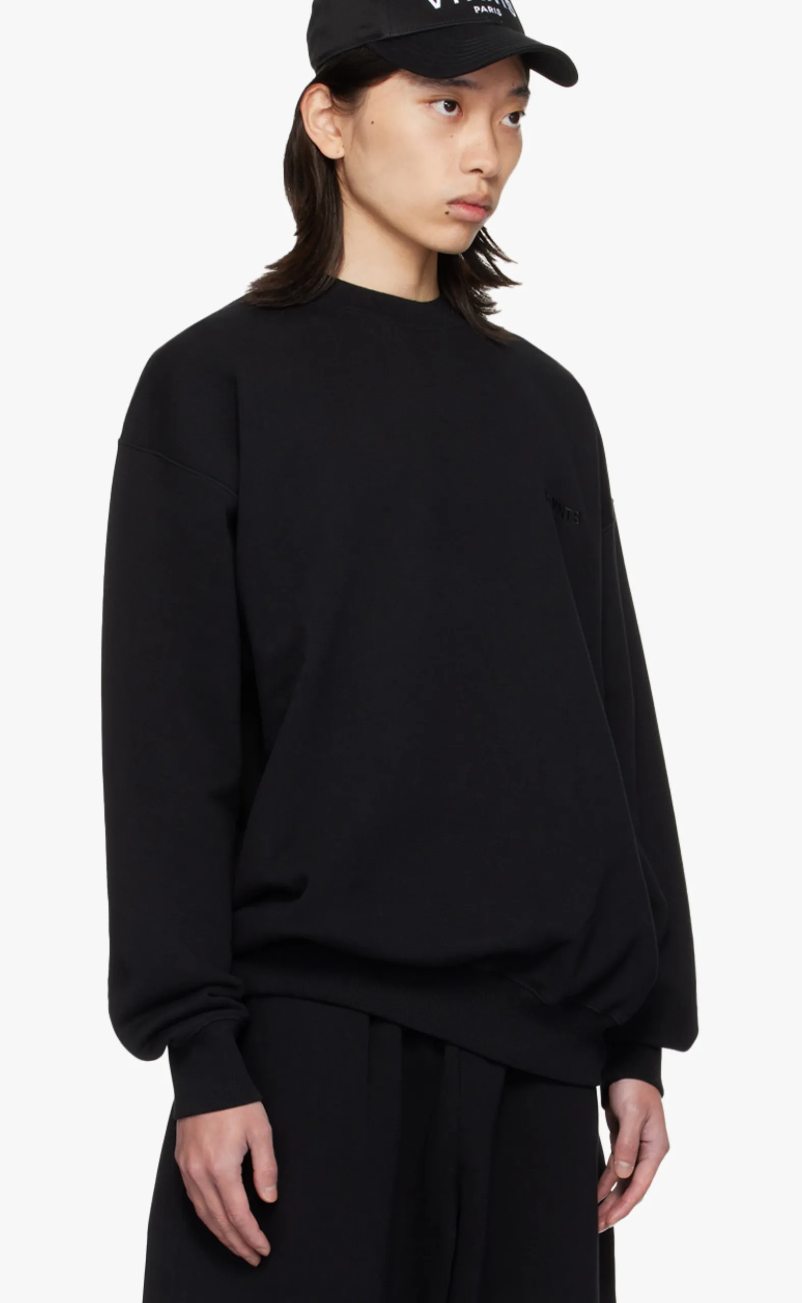 VTMNTS PARIS EMBROIDERED BLACK CREWNECK